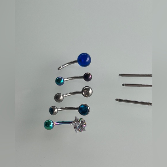 10 belly button & 4 straight bars - Picture 5 of 9